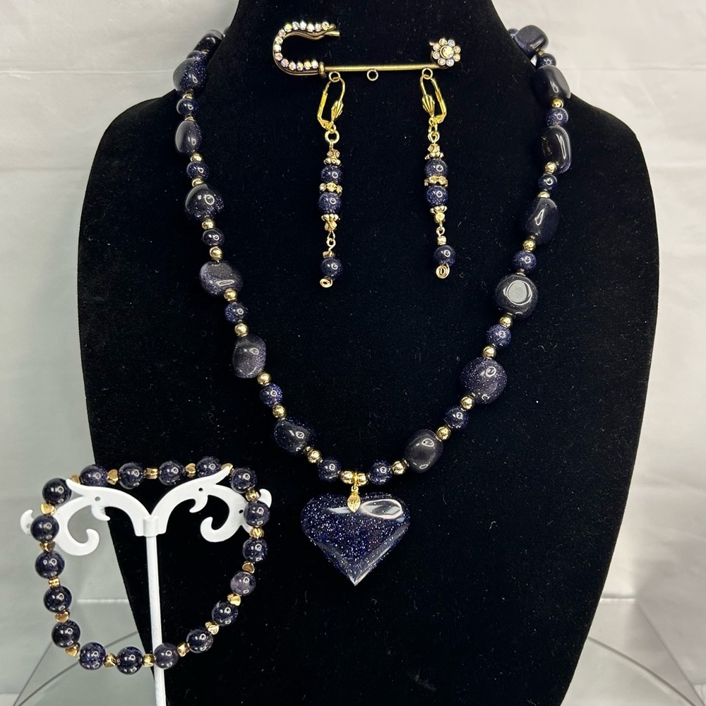 Blue Goldstone Beads w/Heart Pendant, Gold-Tone Balls & Hearts Spacer Beads